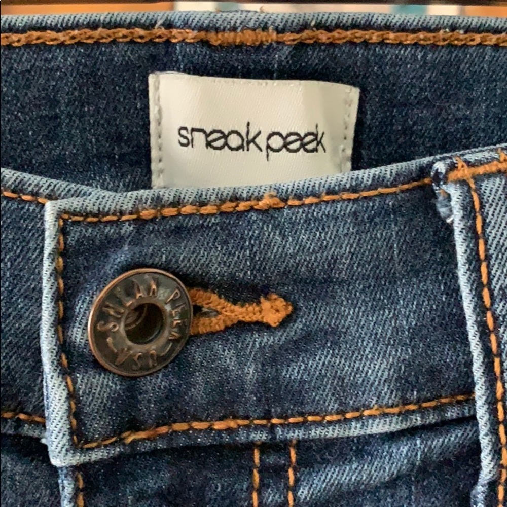SNEAK PEEK blue jeans